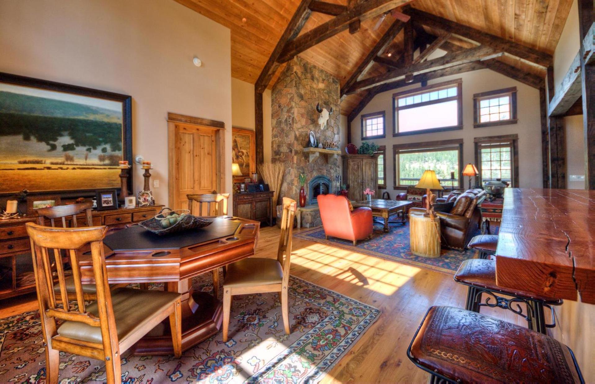 Antler Ridge Lodge Биг Скай Екстериор снимка