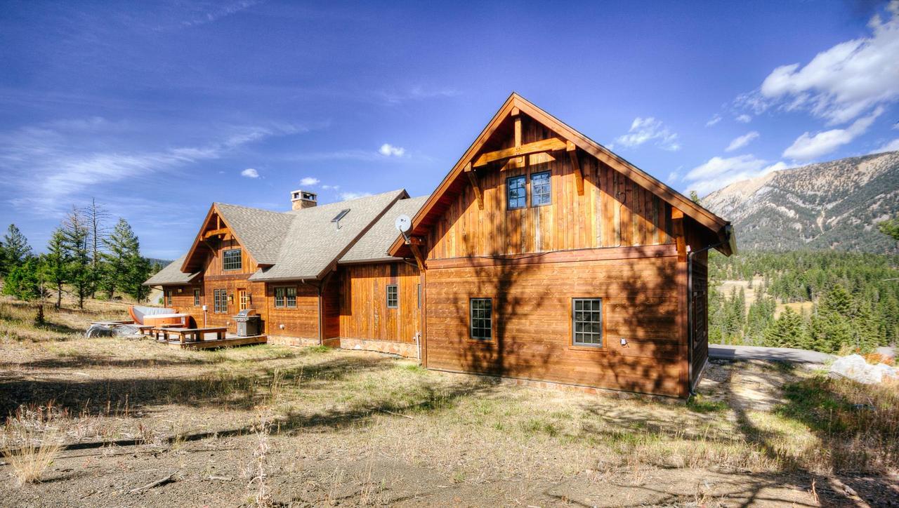 Antler Ridge Lodge Биг Скай Екстериор снимка